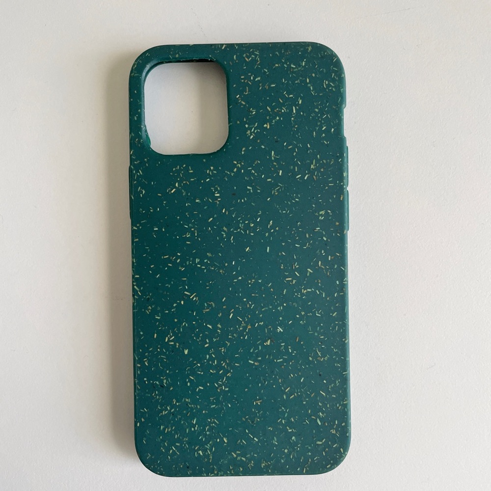 iPhone 12 mini biodegradable Pela case